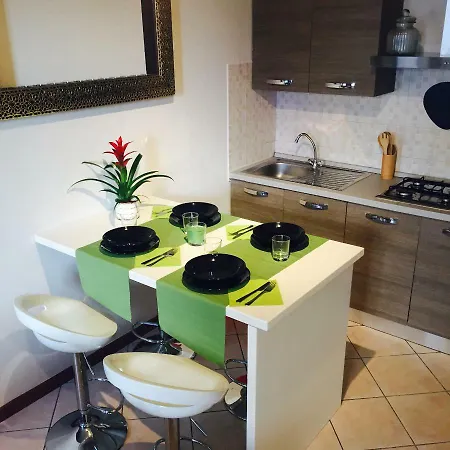 Casa Ginger - Zona Ospedale Виджевано